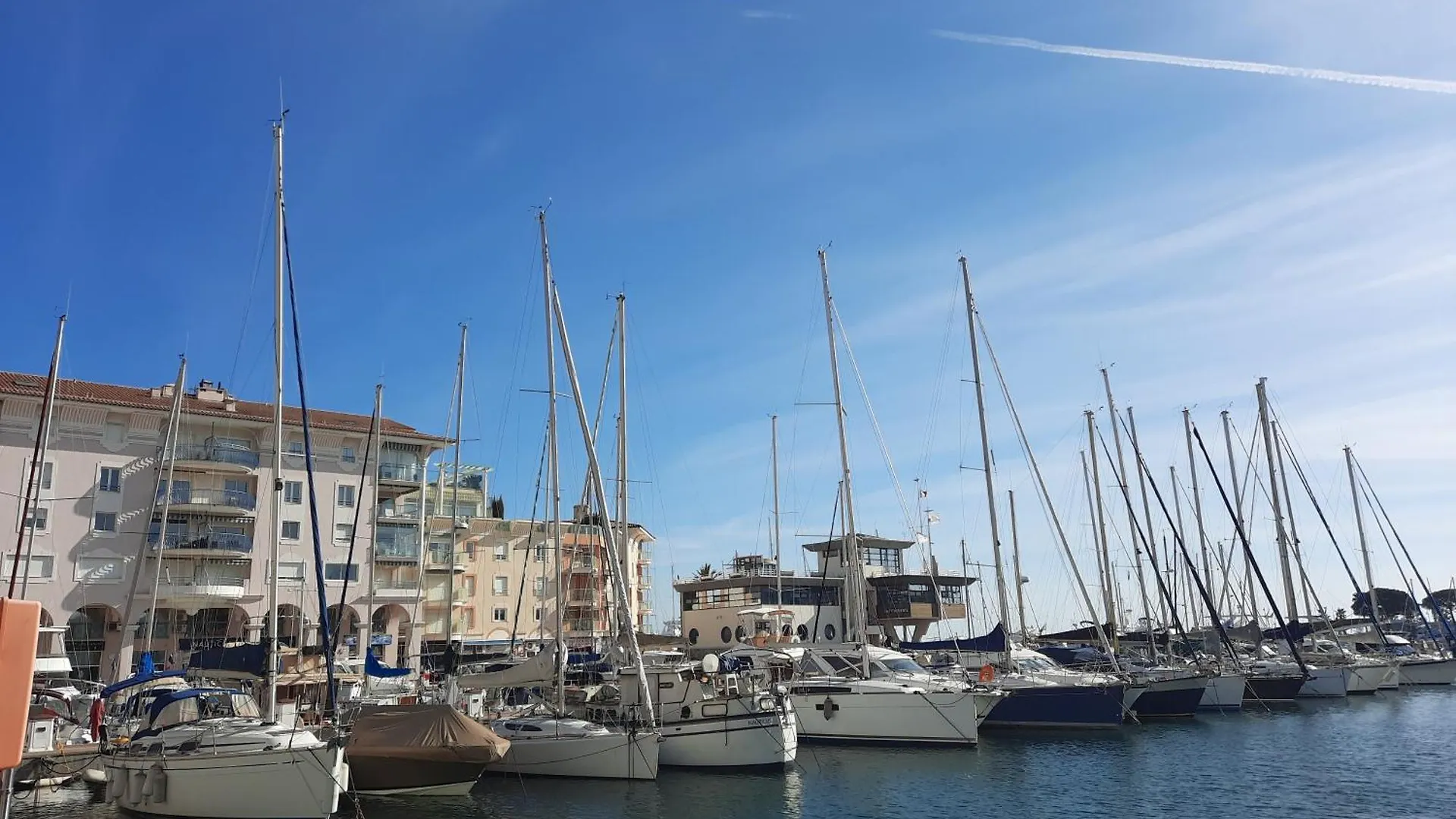 Appartement Coeur Marina à Fréjus France